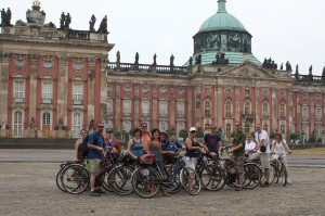 Palace in Potsdam group photo with bikes
